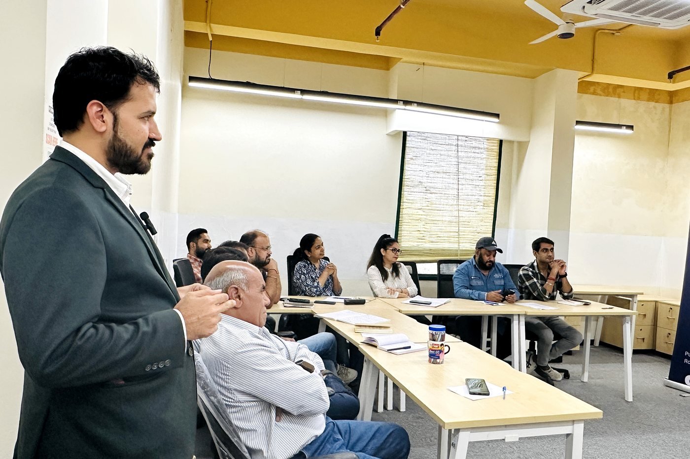 A weekend batch mid-session in Sector 43, Gurgaon